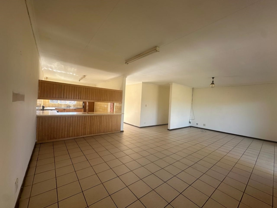 To Let 3 Bedroom Property for Rent in Geelhoutpark North West